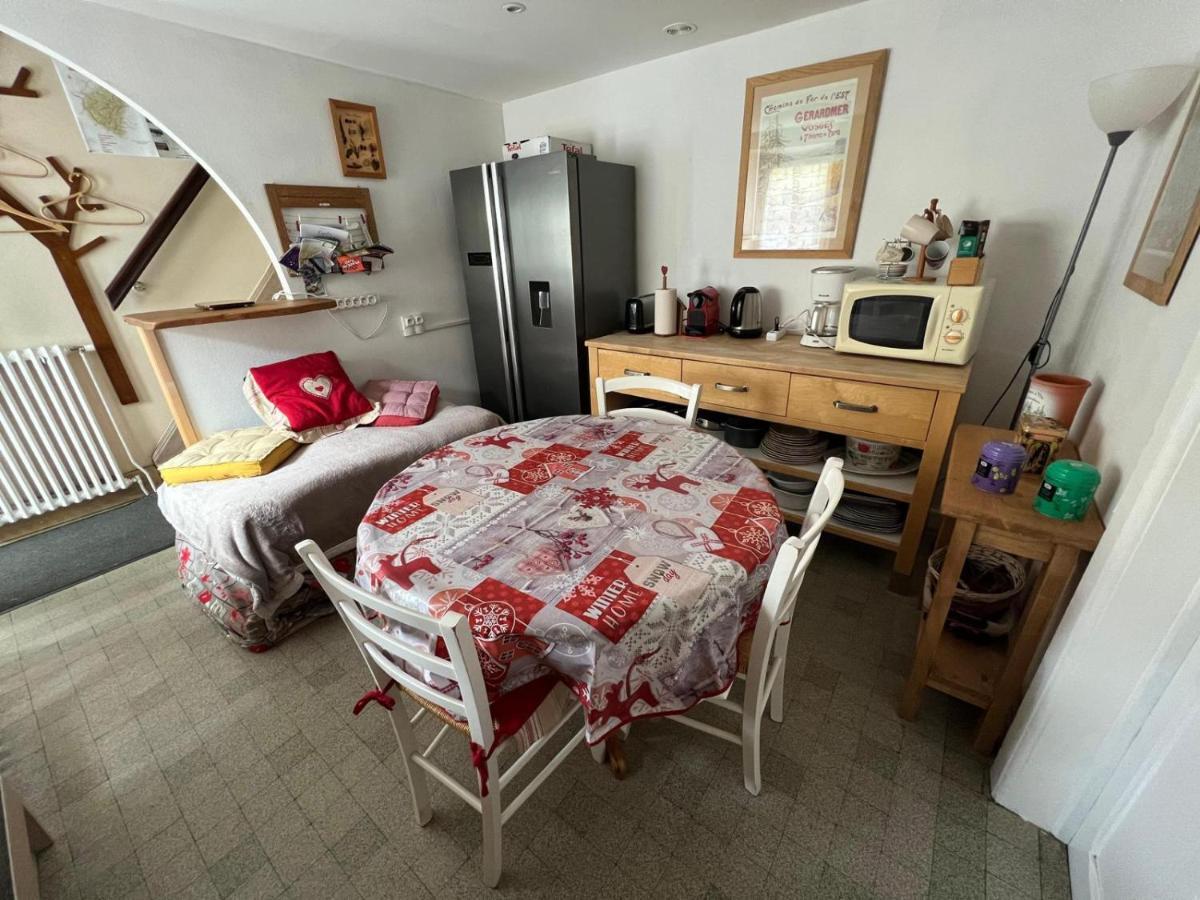 Charmant Gite Au Coeur Du Centre Ville Gérardmer Kültér fotó